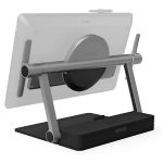 تصویر استند تبلت Wacom Ergo Stand for Cintiq Pro 24 نشان‌دهنده طراحی ارگونومیک و پایدار این پایه حرفه‌ای است