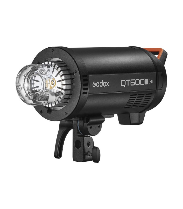 تصویر نور استودیویی تک شاخه QT-600 III M – فلاش حرفه‌ای با توان 600 وات و چراغ مدلینگ قابل تنظیم