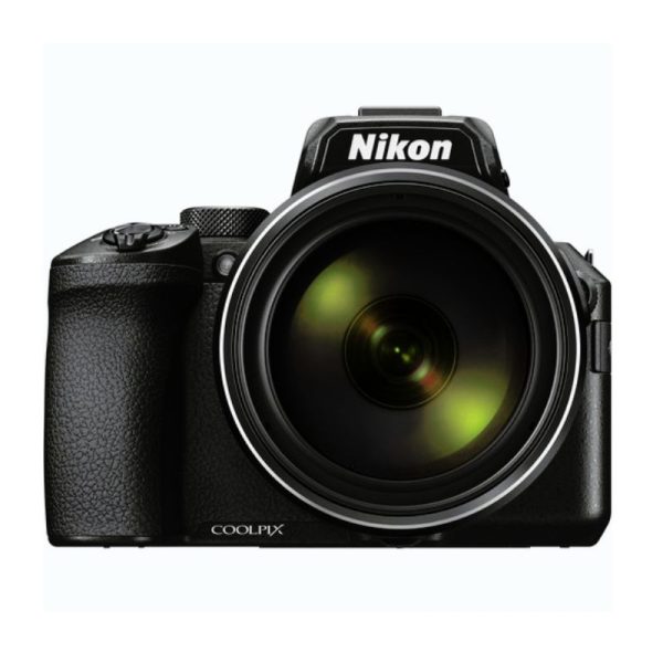 تصویر دوربین Nikon P950 با زوم 83x و بدنه ارگونومیک مناسب عکاسی از طبیعت، حیات وحش و سفر