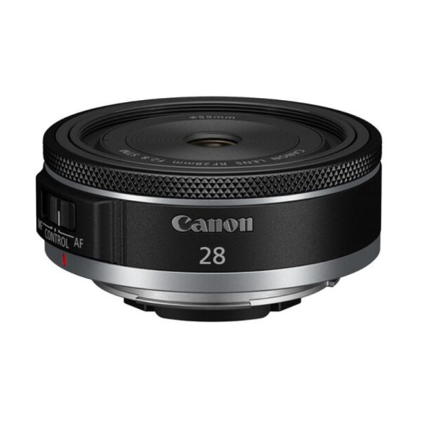 لنز Canon RF 28mm f/2.8 STM با طراحی جمع‌وجور و سبک، مناسب برای عکاسی روزمره، خیابانی و سفر