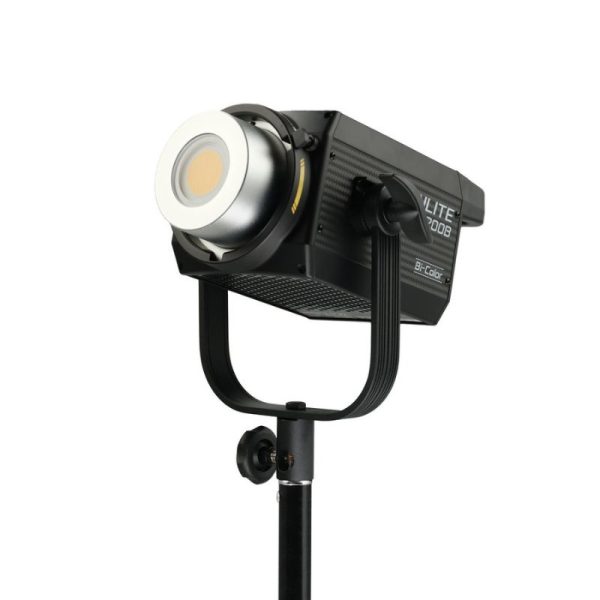 Nanlite FS-200B LED Bi-Color Monolight در استودیو
