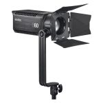 نمای کلی Godox S60 LED Focusing Light در استودیو