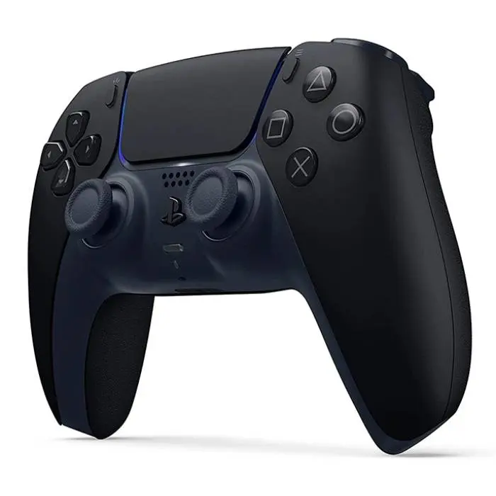 تصویری از دسته پلی استیشن 5 مدل DualSense Midnight Black با طراحی مشکی براق. این کنترلر با ظاهری حرفه‌ای و امکانات پیشرفته، یکی از محبوب‌ترین مدل‌های دوال‌سنس محسوب می‌شود.